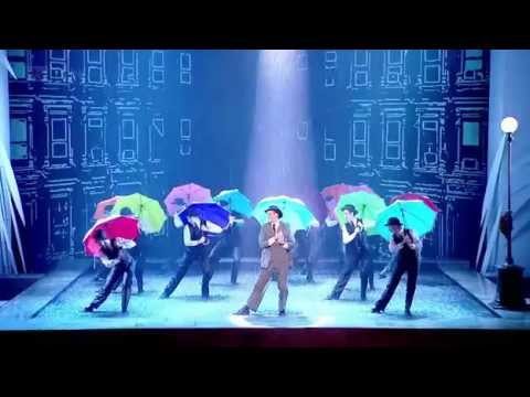singing in the rain musical review
