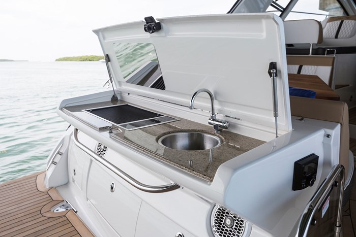sea ray 350 coupe review